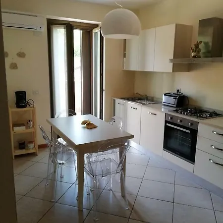 Soleluna Apartment *